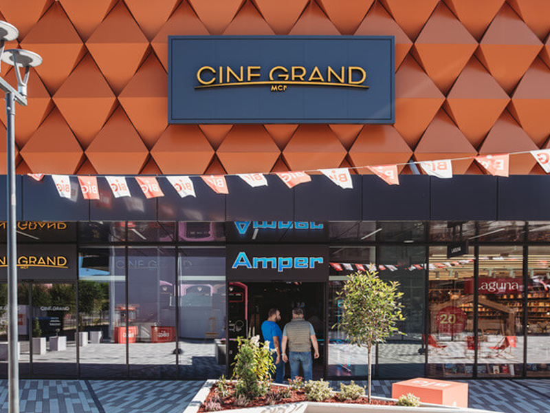 Imege01-cine-grand-cacak