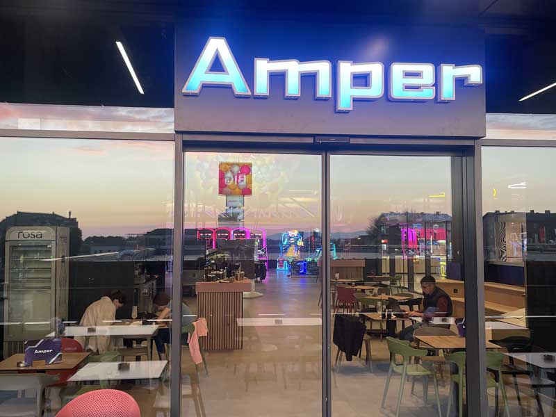 01-amper-img
